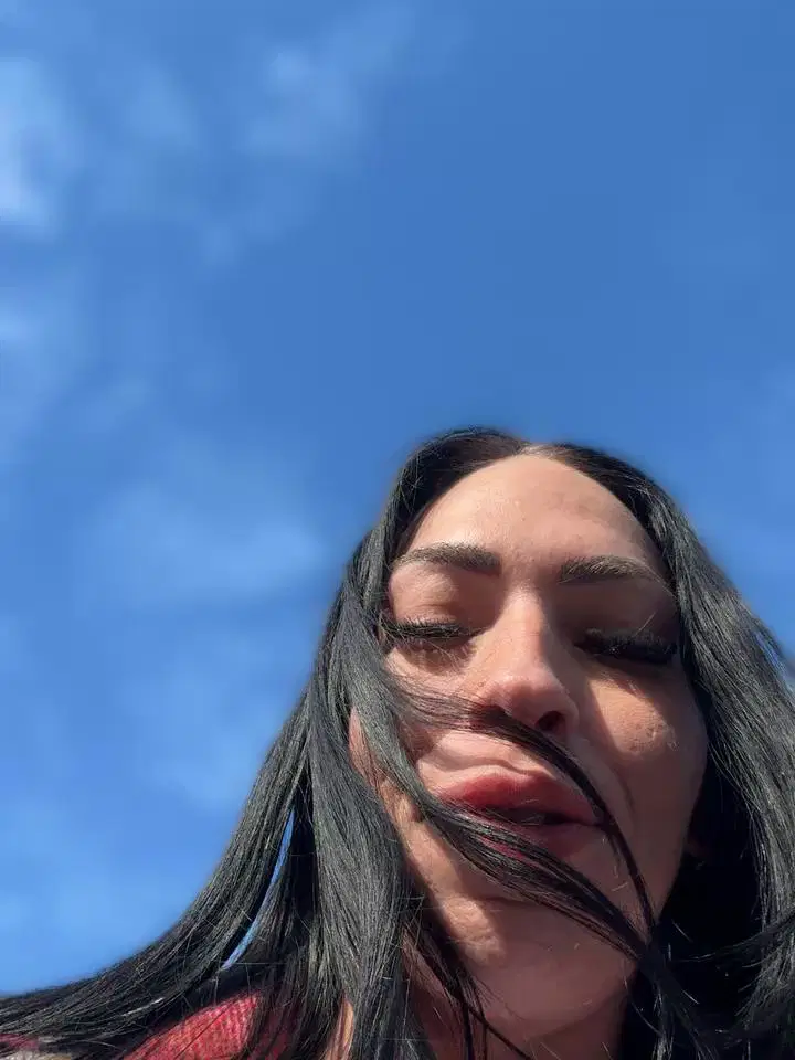 annablisss Stripchat recording at 2025-10-15 00:00:00