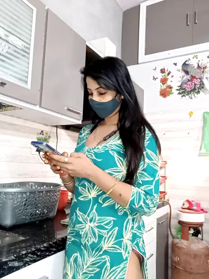 Best-Couple Stripchat recording at 2025-10-15 00:00:00