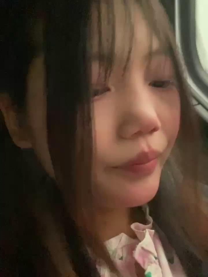 xixi_28 Stripchat recording at 2025-10-15 00:00:00