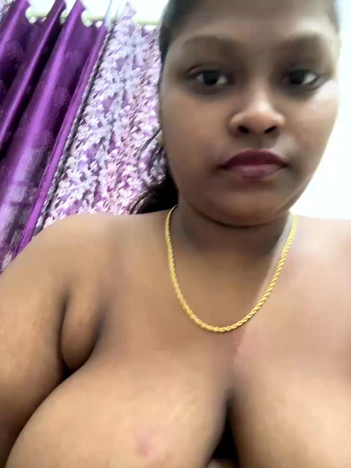 Shradha-999 Stripchat recording at 2025-10-15 00:00:00
