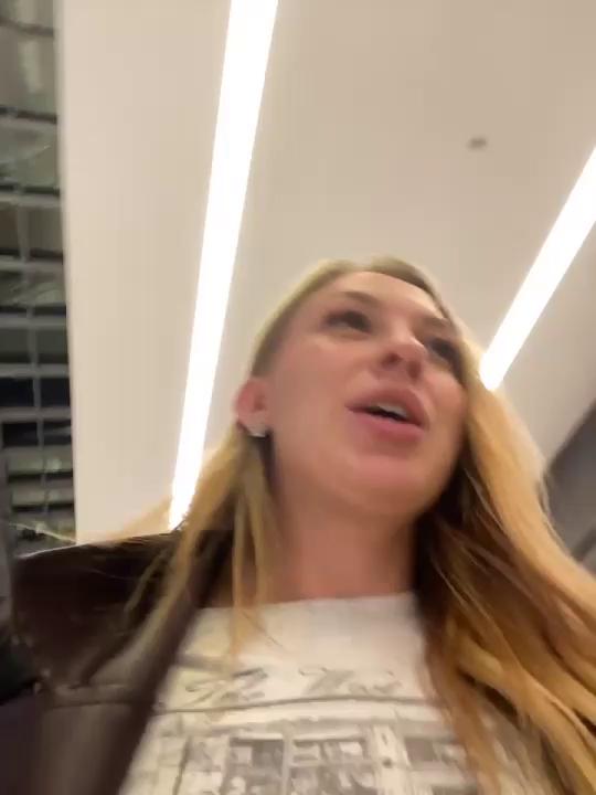 Sweet___Emily Stripchat recording at 2025-10-16 00:00:00