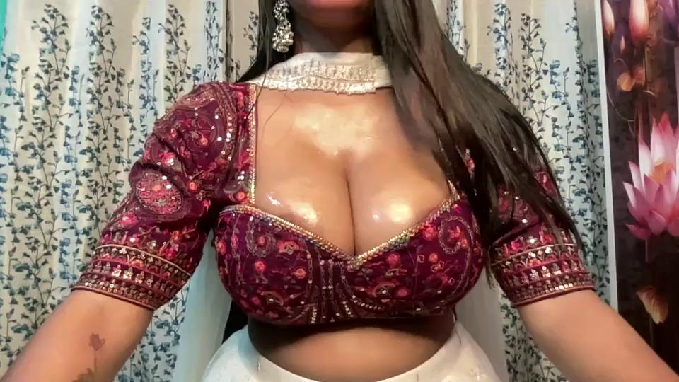 shreethammma Stripchat recording at 2025-10-17 00:00:00