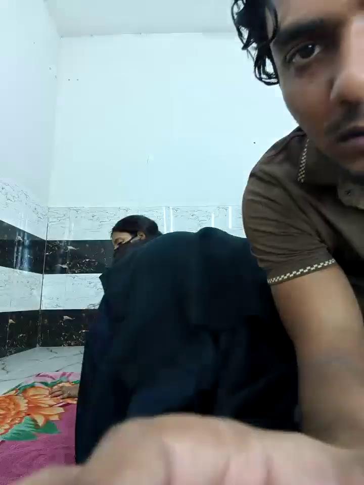 riya190 Stripchat recording at 2025-10-17 00:00:00
