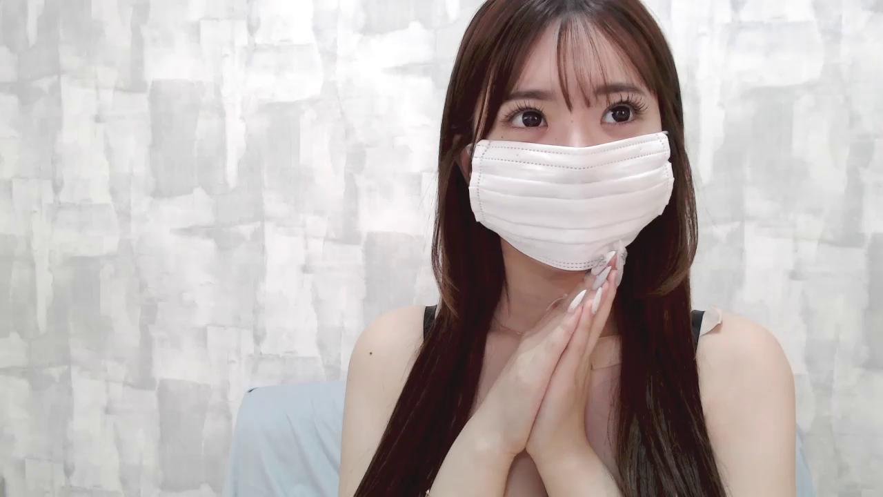 LOVE_MOMO_LOVE Stripchat recording at 2025-10-17 00:00:00