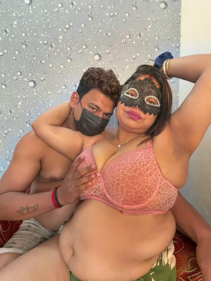 Indiancouple35 Stripchat recording at 2025-10-20 00:00:00