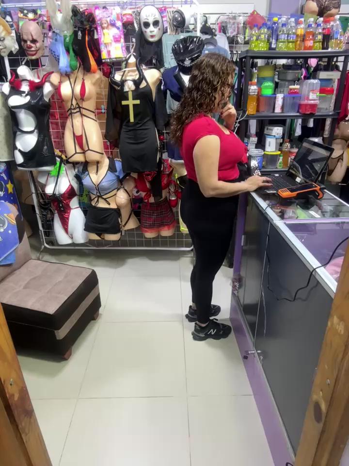 ROSALIASEXSHOP Stripchat recording at 2025-10-20 00:00:00