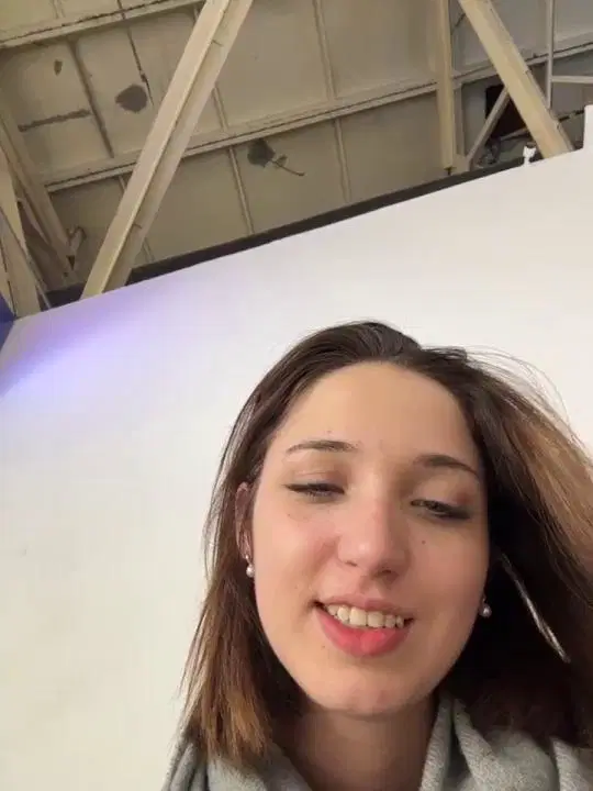 DollyTall Stripchat recording at 2025-10-20 00:00:00