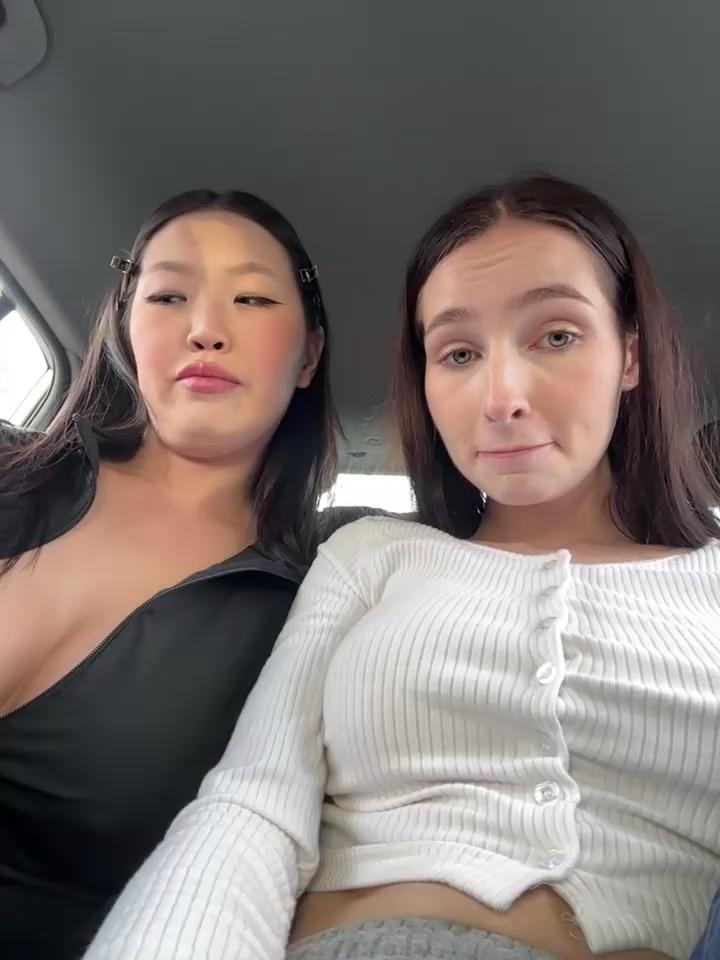 SnappyHappy Stripchat recording at 2025-10-20 00:00:00