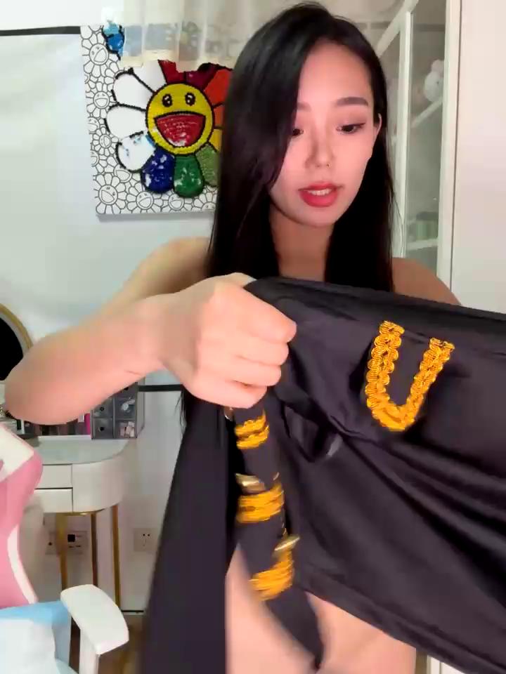 jiajia_L Stripchat recording at 2025-10-20 00:00:00