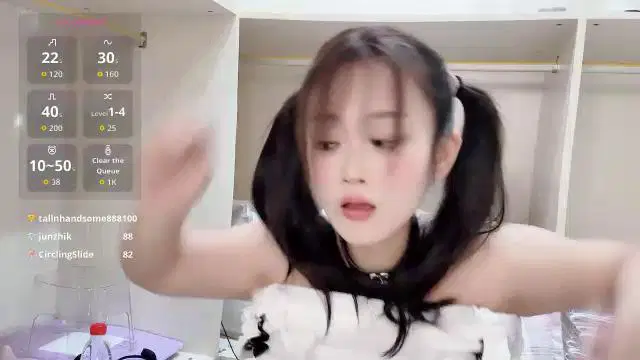 yueyue2003 Stripchat recording at 2025-10-20 00:00:00