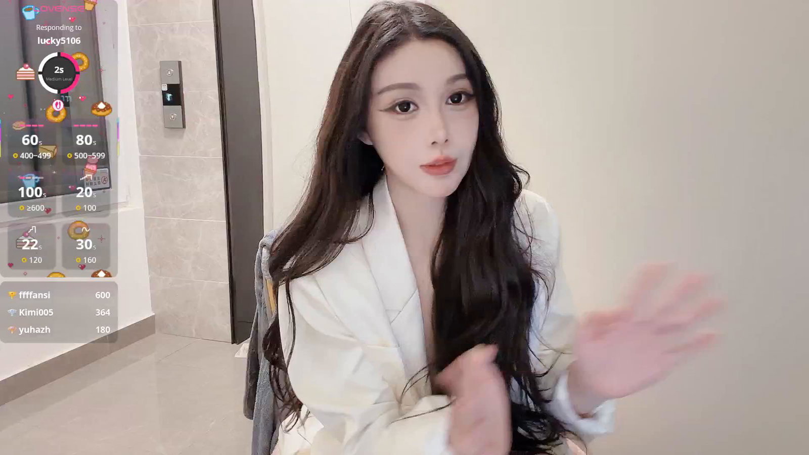za-02605 Stripchat recording at 2025-10-20 00:00:00