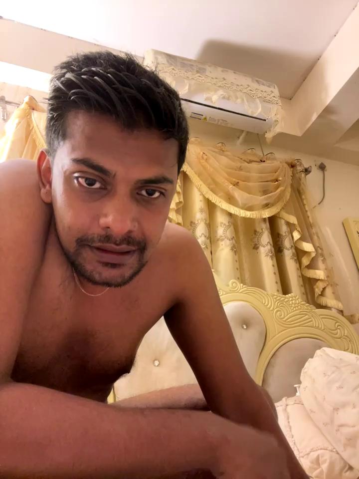 AICoUpLE Stripchat recording at 2025-10-21 00:00:00