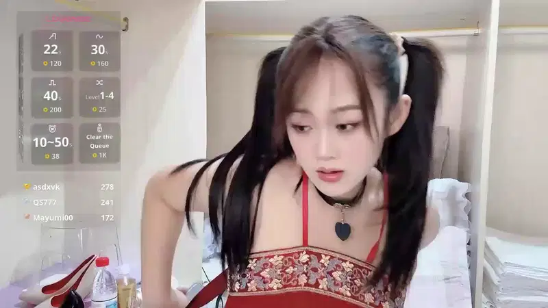 yueyue2003 Stripchat recording at 2025-10-21 00:00:00