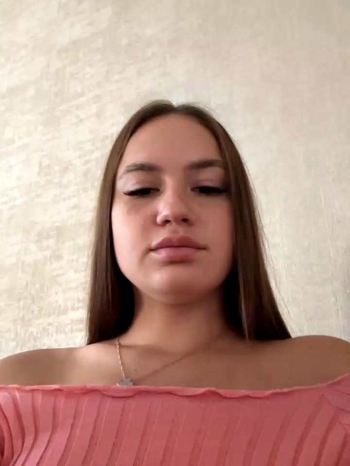 MayaGlow Stripchat recording at 2025-10-21 00:00:00