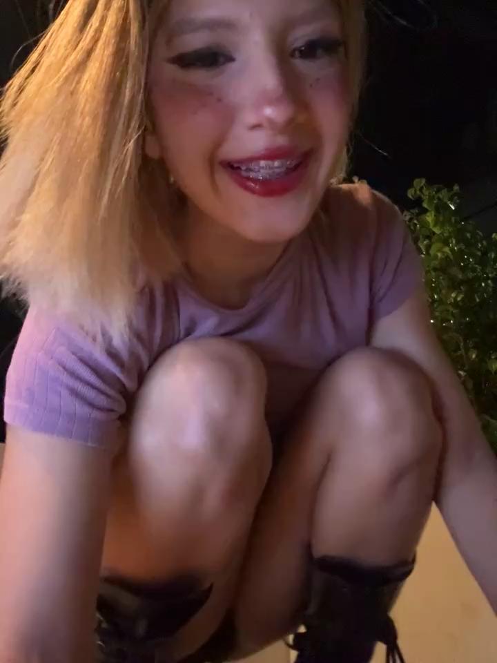 SweetBunnyGF Stripchat recording at 2025-10-21 00:00:00