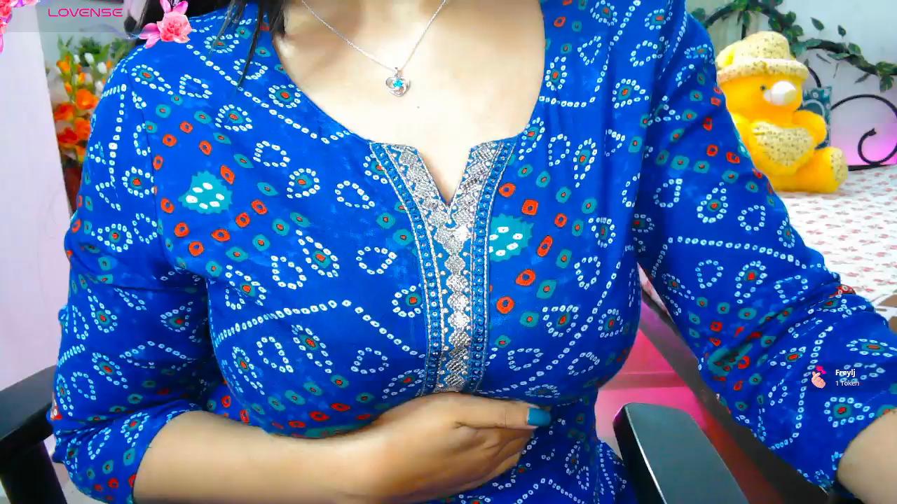 thyAnvi Stripchat recording at 2025-10-22 00:00:00