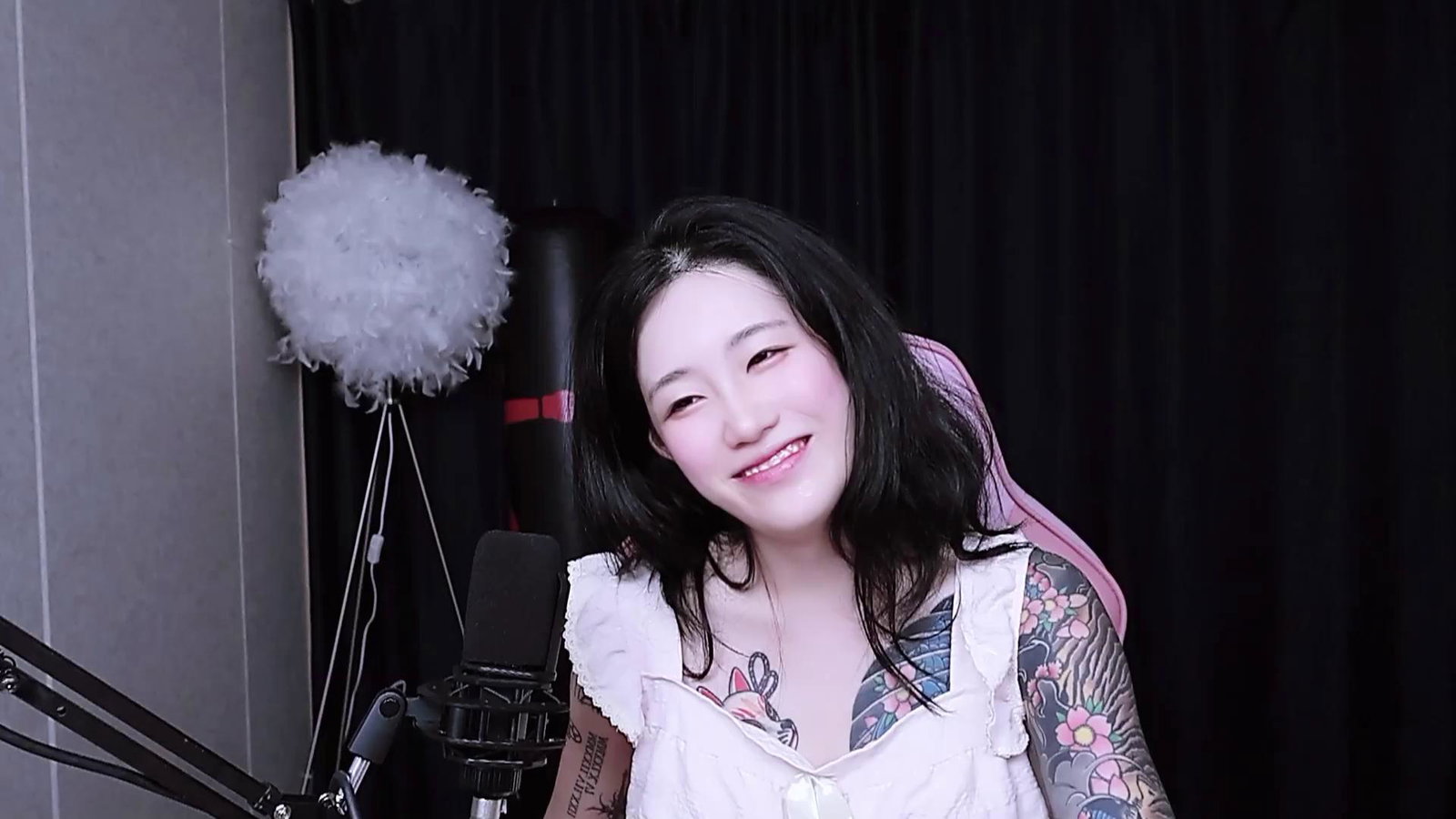 MISA_02 Stripchat recording at 2025-10-22 00:00:00
