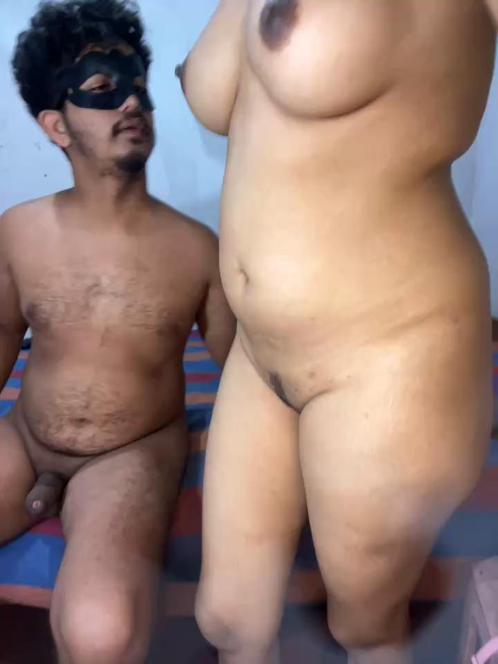 celone_couple_22 Stripchat recording at 2025-10-22 00:00:00