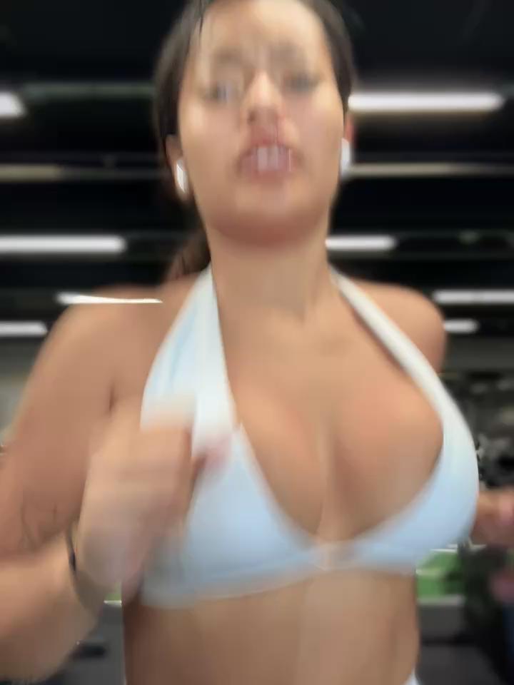 Risky_Workouts Stripchat recording at 2025-10-22 00:00:00
