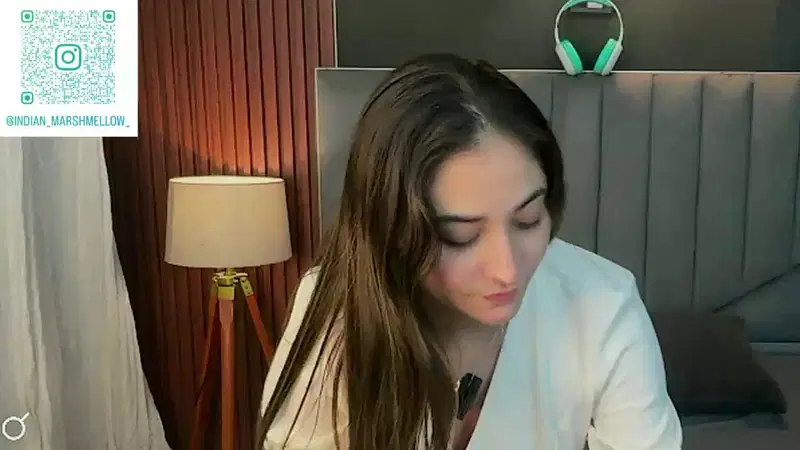 demieliss Stripchat recording at 2025-10-22 00:00:00
