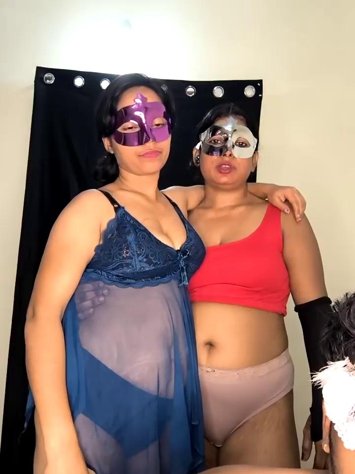 Family02 Stripchat recording at 2025-10-22 00:00:00