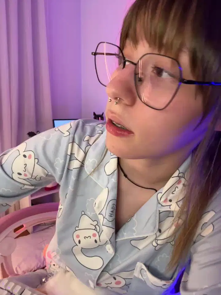 _nobara__ Stripchat recording at 2025-10-23 00:00:00