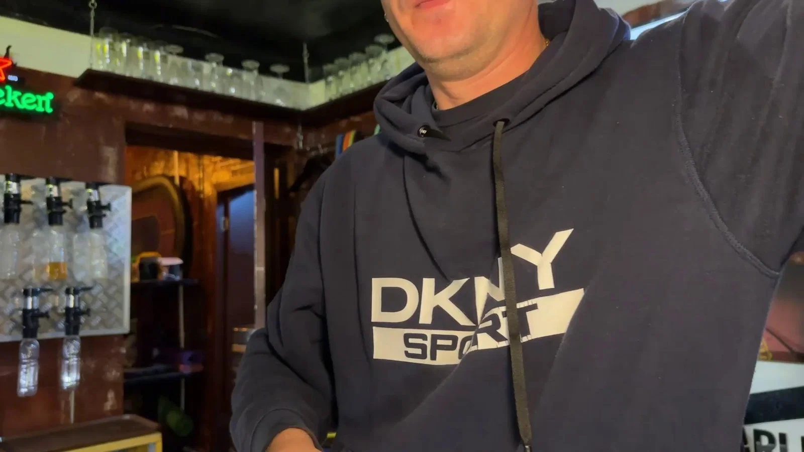 dirtypub Stripchat recording at 2025-10-23 00:00:00