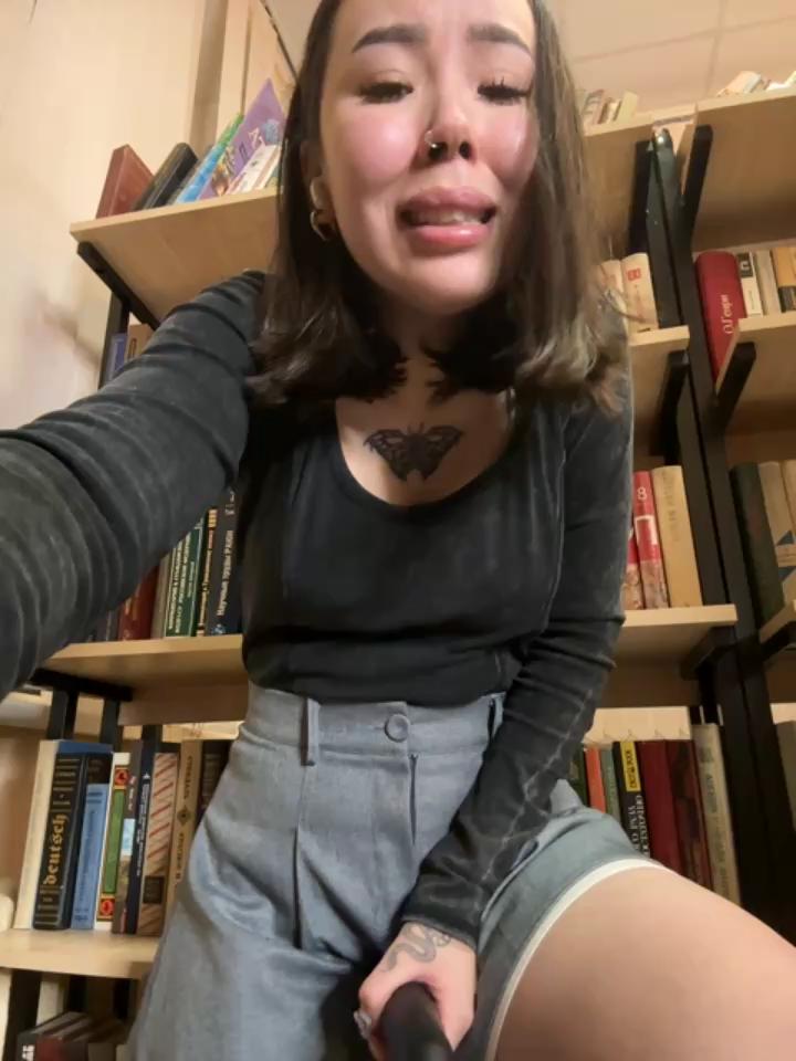 Asian_Asami Stripchat recording at 2025-10-23 00:00:00