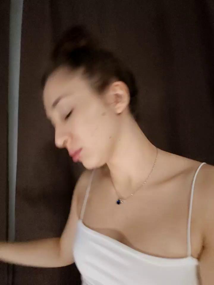 yourfavcouple_ Stripchat recording at 2025-10-24 00:00:00