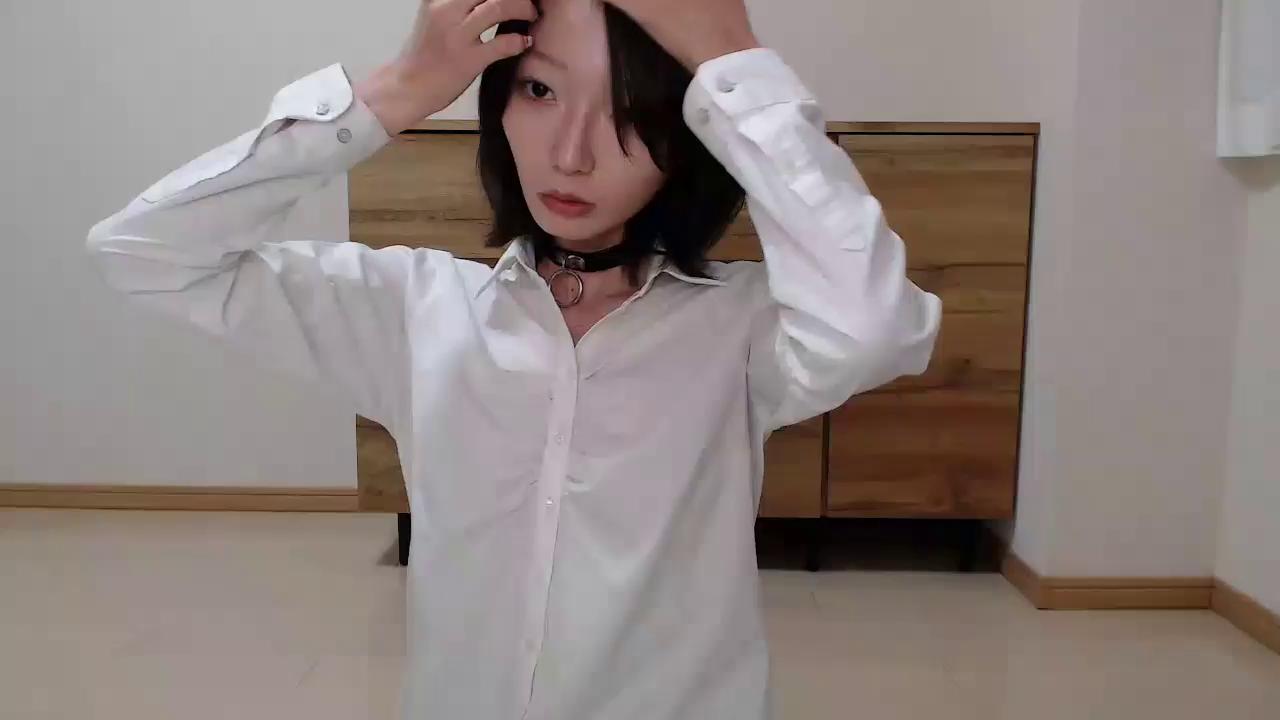 qxxRAYxxp Stripchat recording at 2025-10-24 00:00:00