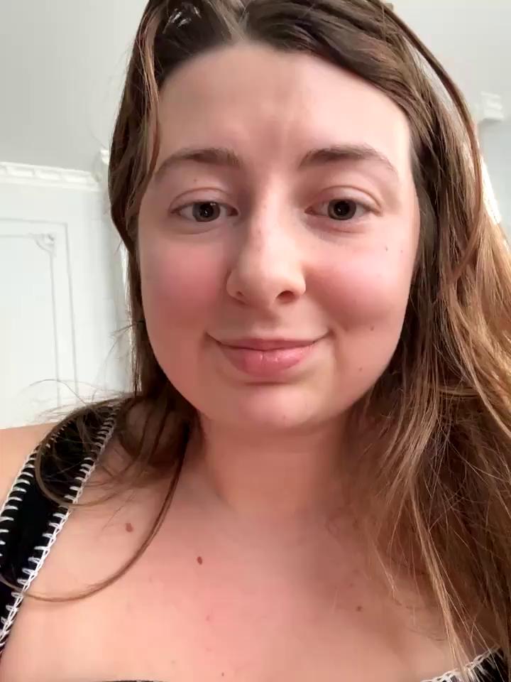 curvyflawless Stripchat recording at 2025-10-24 00:00:00