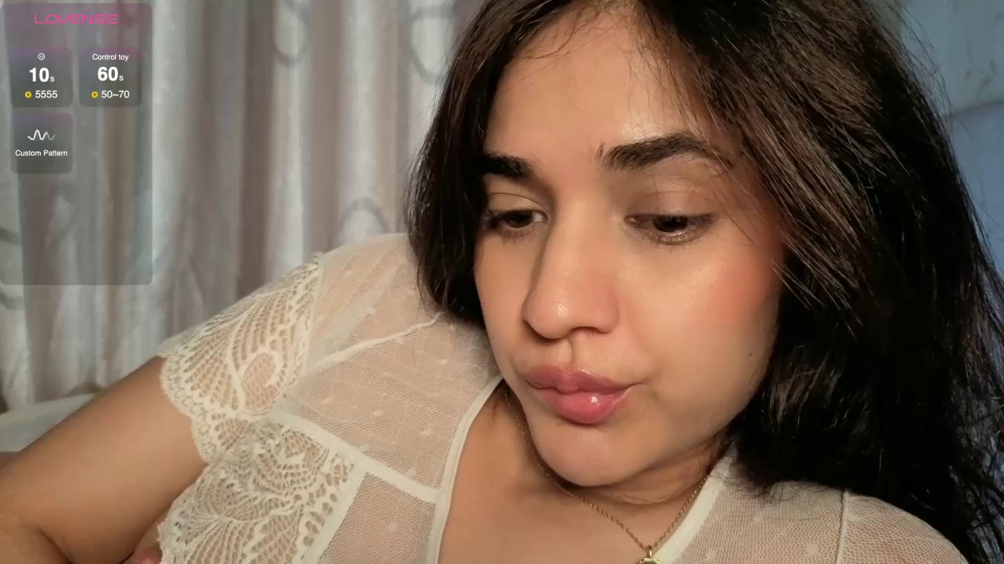 amcutefatima Stripchat recording at 2025-10-24 00:00:00