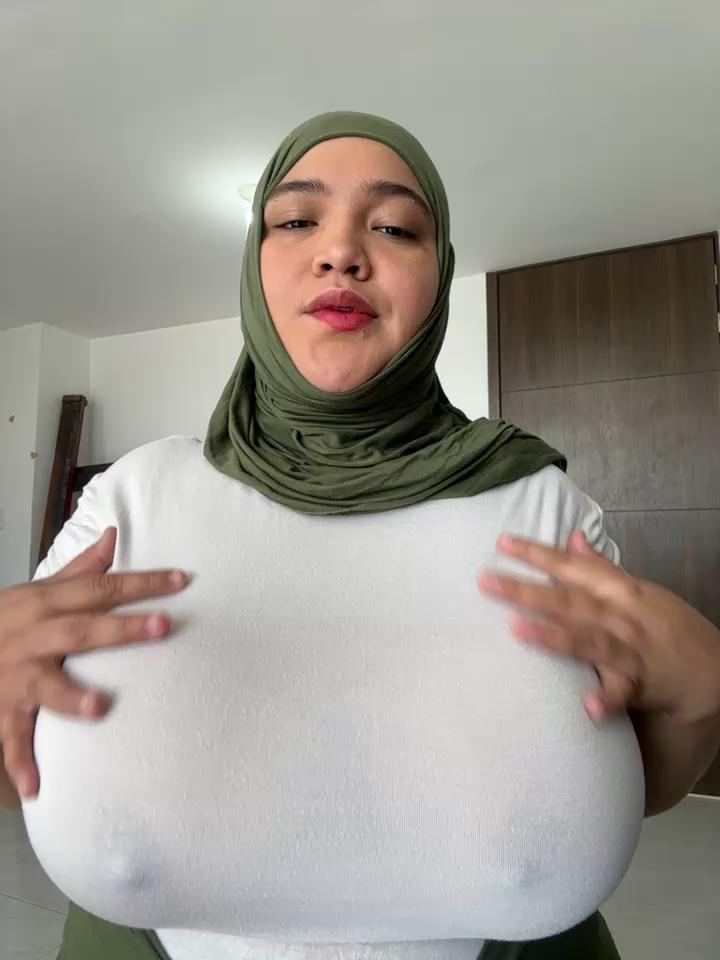 sweetmuslim01 Stripchat recording at 2025-10-25 00:00:00