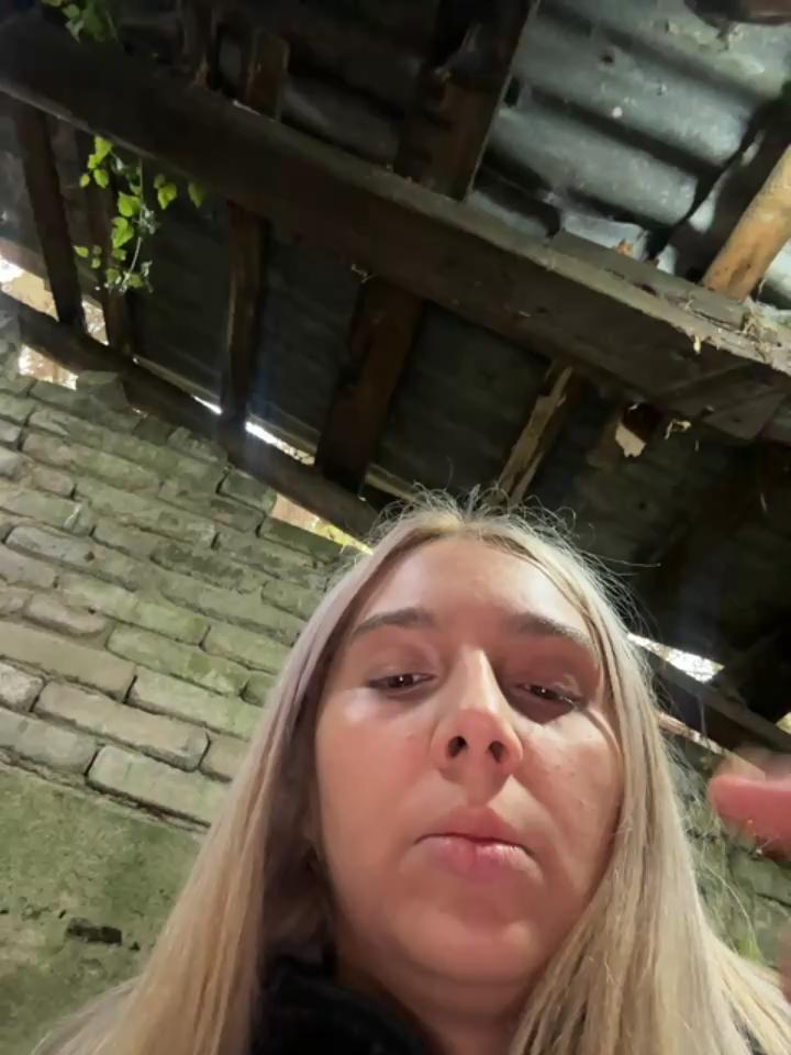 hotamanda01 Stripchat recording at 2025-10-25 00:00:00