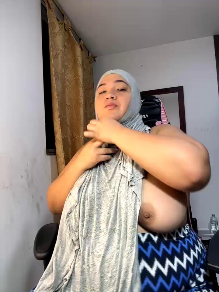 sweetmuslim01 Stripchat recording at 2025-10-25 00:00:00