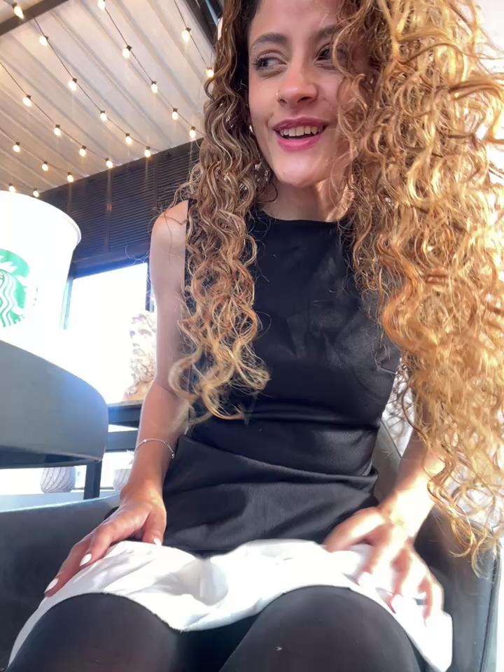 alana15 Stripchat recording at 2025-10-25 00:00:00