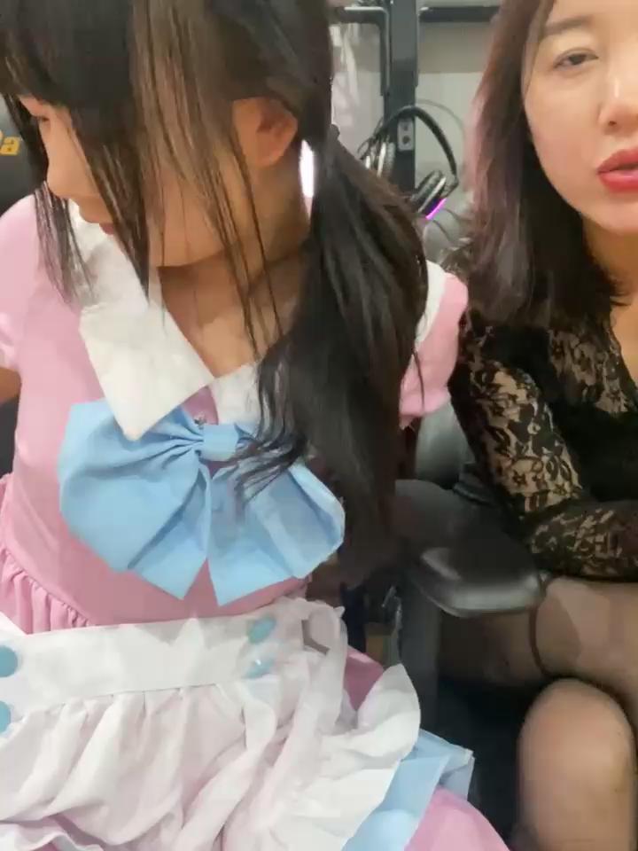 tiantian-26 Stripchat recording at 2025-10-25 00:00:00