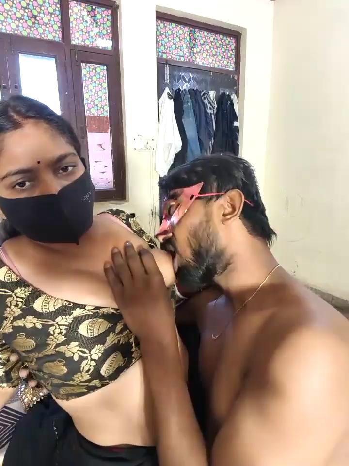 Hotty_couple Stripchat recording at 2025-10-25 00:00:00