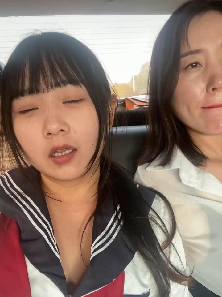 tiantian-26 Stripchat recording at 2025-10-26 00:00:00