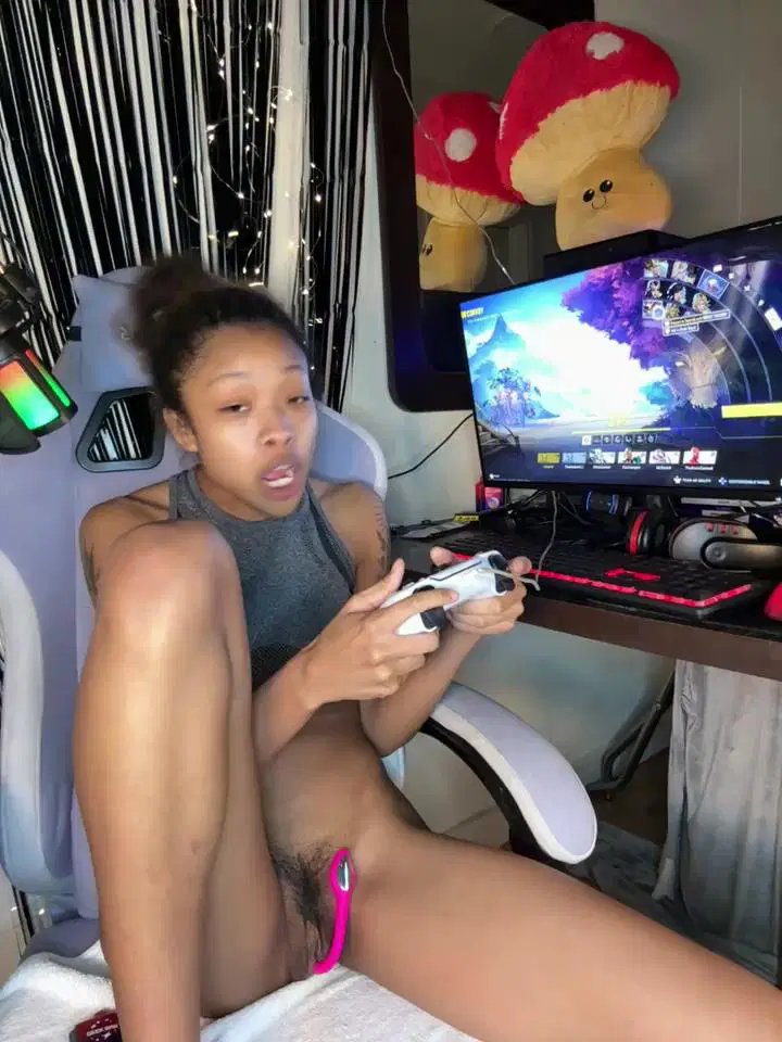 rubywithpearls Stripchat recording at 2025-10-27 00:00:00