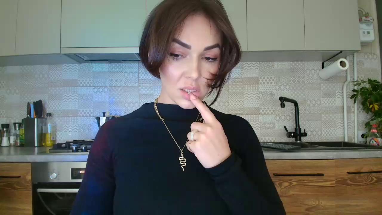missnelly Chaturbate recording at 2025-10-31 00:00:00