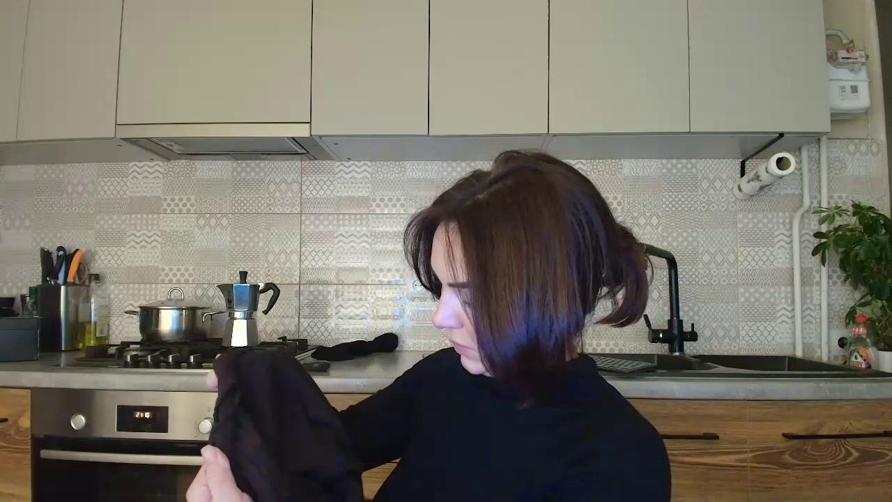 missnelly Chaturbate recording at 2025-11-11 00:00:00
