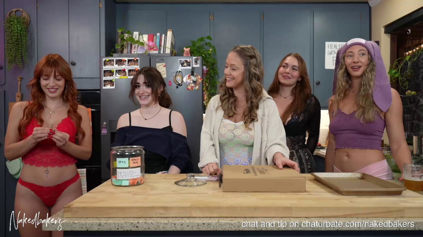 nakedbakers Chaturbate recording at 2025-11-26 00:00:00
