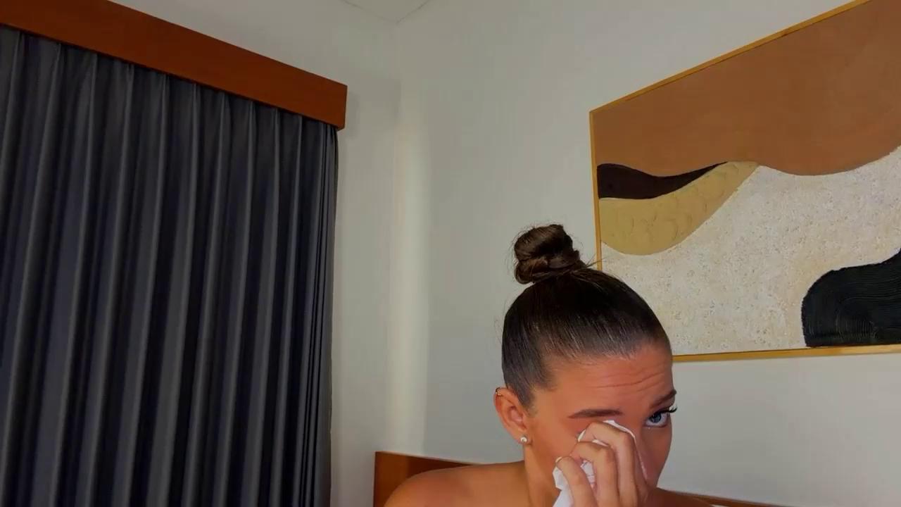 bonnieandclyde540767 Chaturbate recording at 2026-02-06 00:00:00