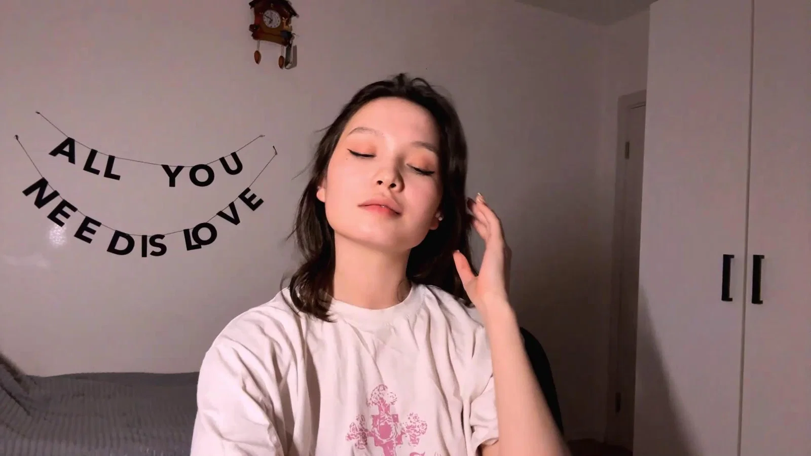 hazelhartshorn Chaturbate recording at 2026-04-29 00:00:00